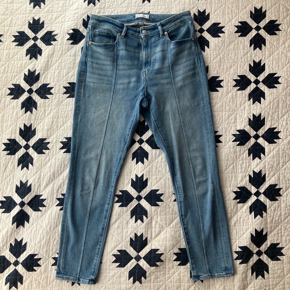 ❌NOT FOR SALE❌ LOFT pintuck skinny jeans, size petite 4
